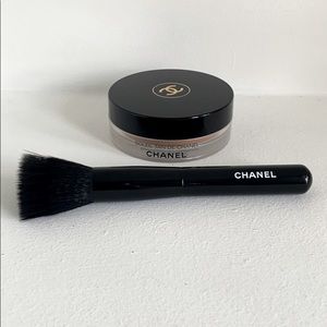 Chanel Soleil Tan De Chanel & foundation brush 120